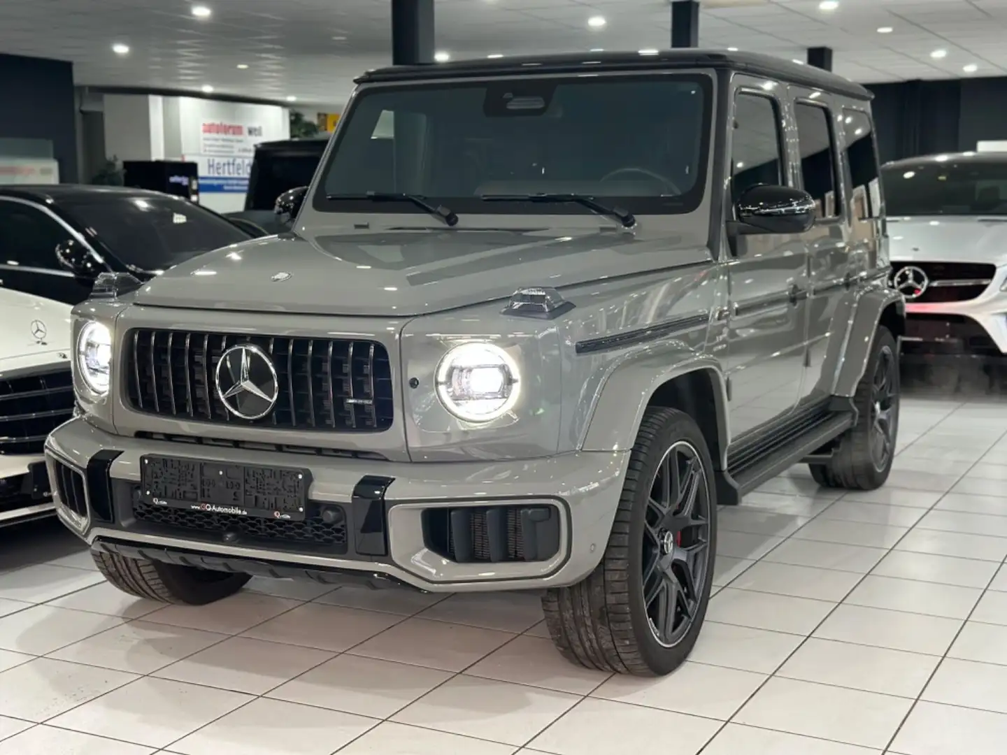 Mercedes-Benz G 63 AMG *FACELIFT*DISTRONIC*SUPERIOR*STANHZ*RIDE Grau - 1