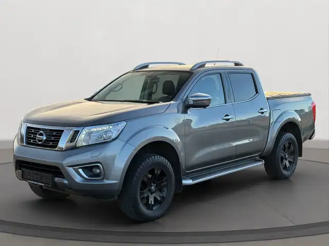 Nissan Navara Tekna Double Cab 4x4 Keyless Go Leder AHK 1.Hand
