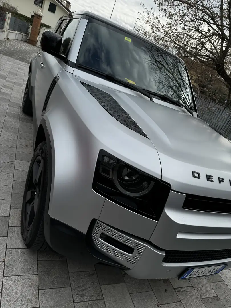 Land Rover Defender 110 2.0d sd4 First Edition awd 240cv 7p.ti auto - 1