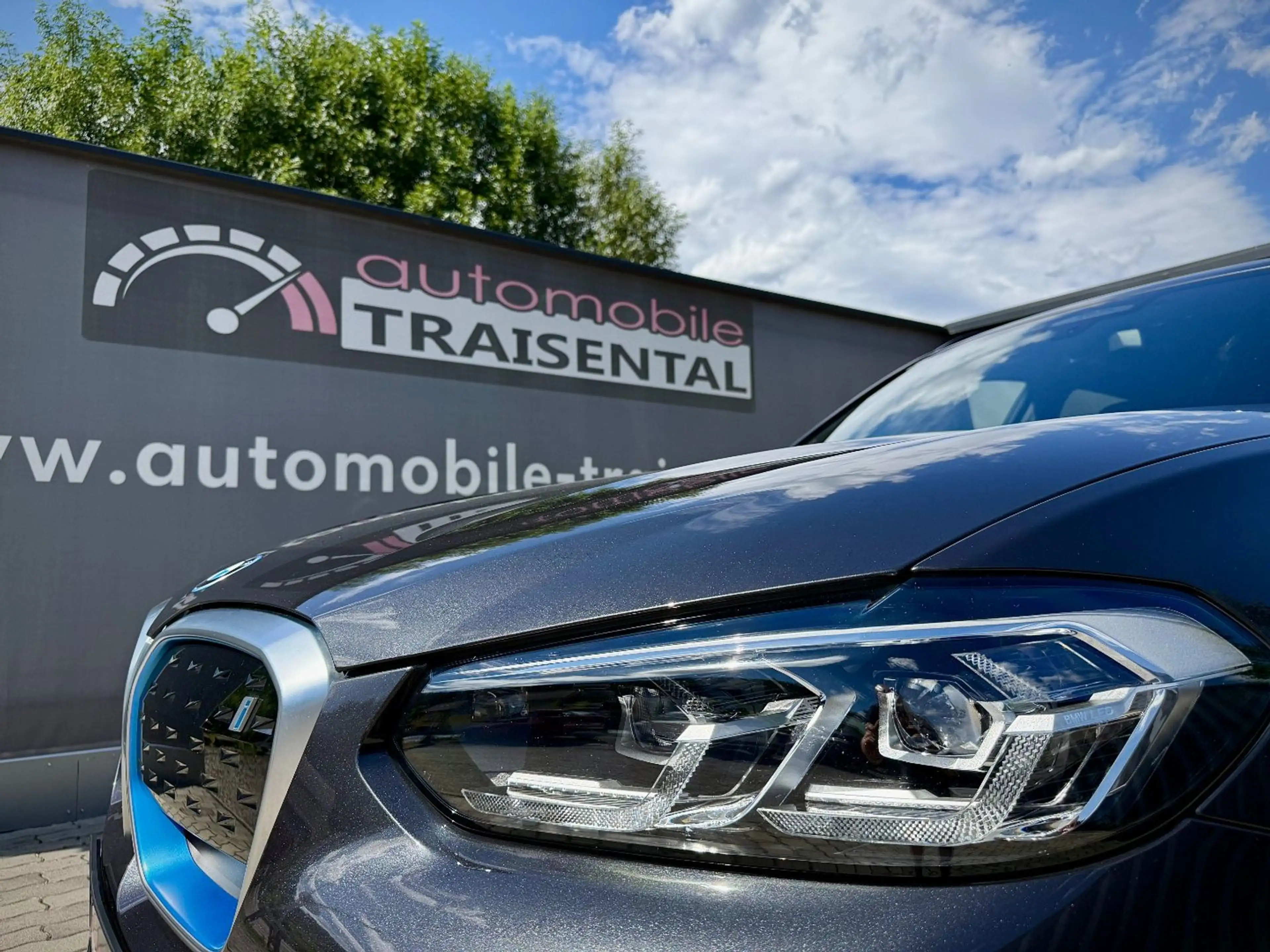 BMW iX3 73,8kWh M-Sport /Panorama/LED/AHV/Kamera — photo 7