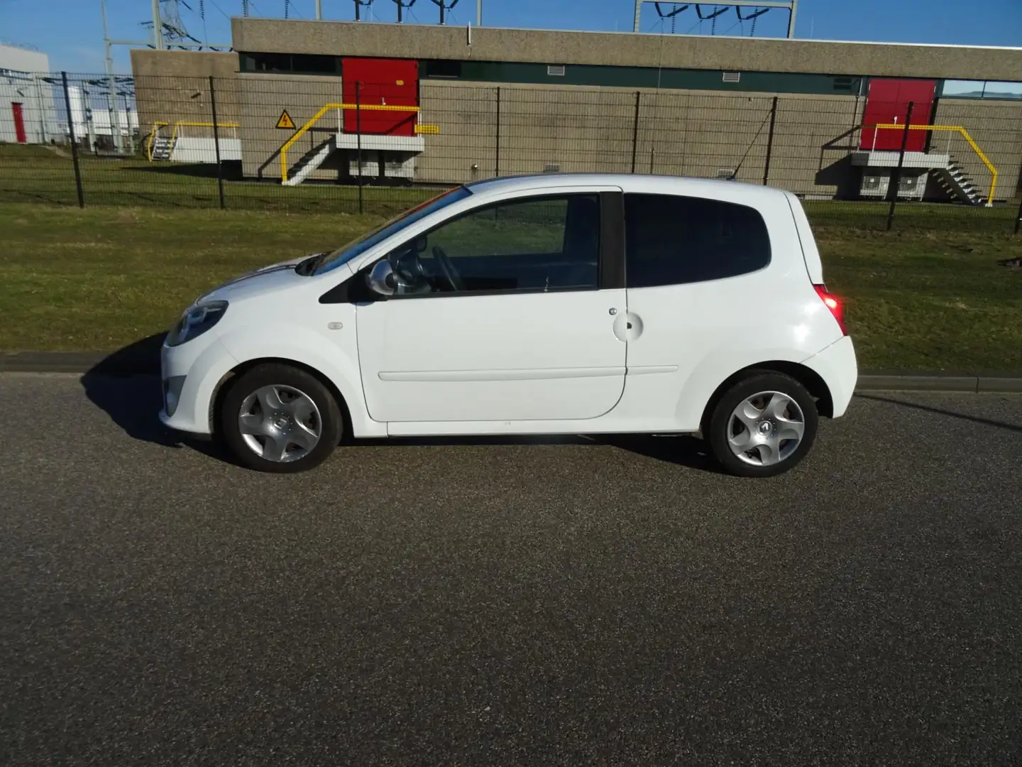 Renault Twingo 1.2 Dynamique Weiß - 2