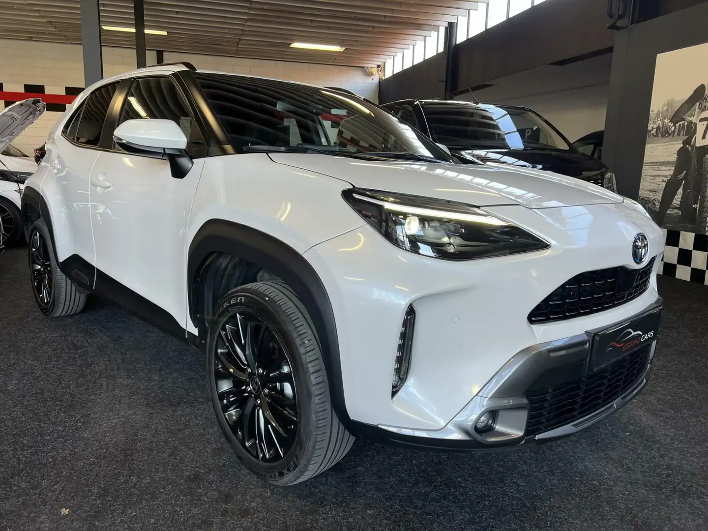Toyota Yaris Cross 1.5 Hybrid Adventure - 1