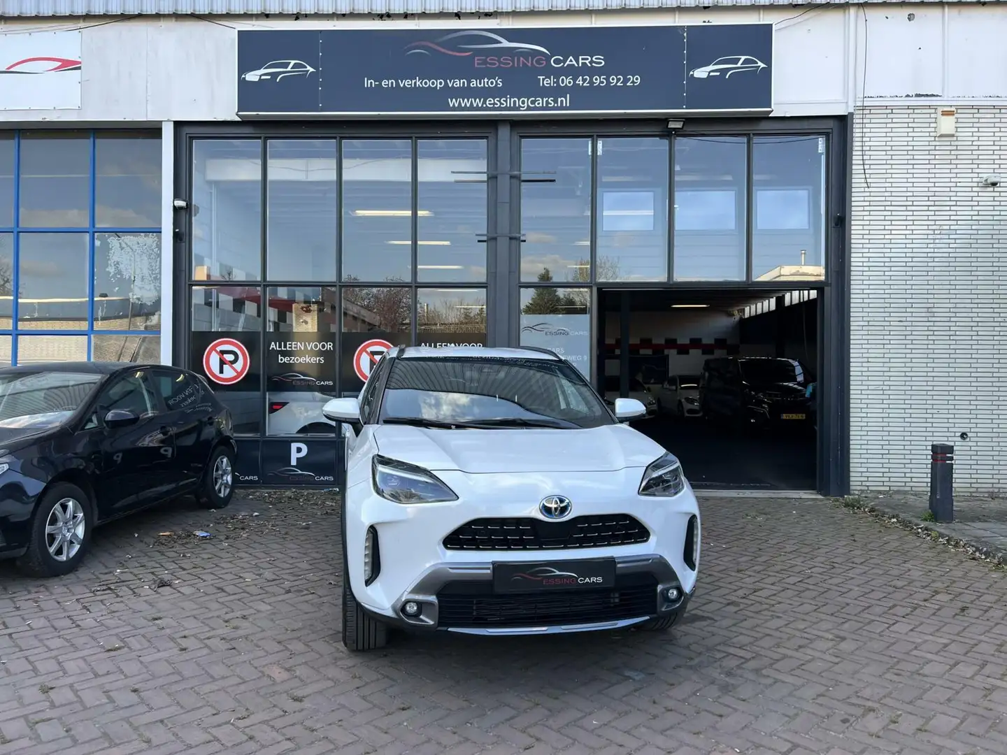 Toyota Yaris Cross 1.5 Hybrid Adventure - 2