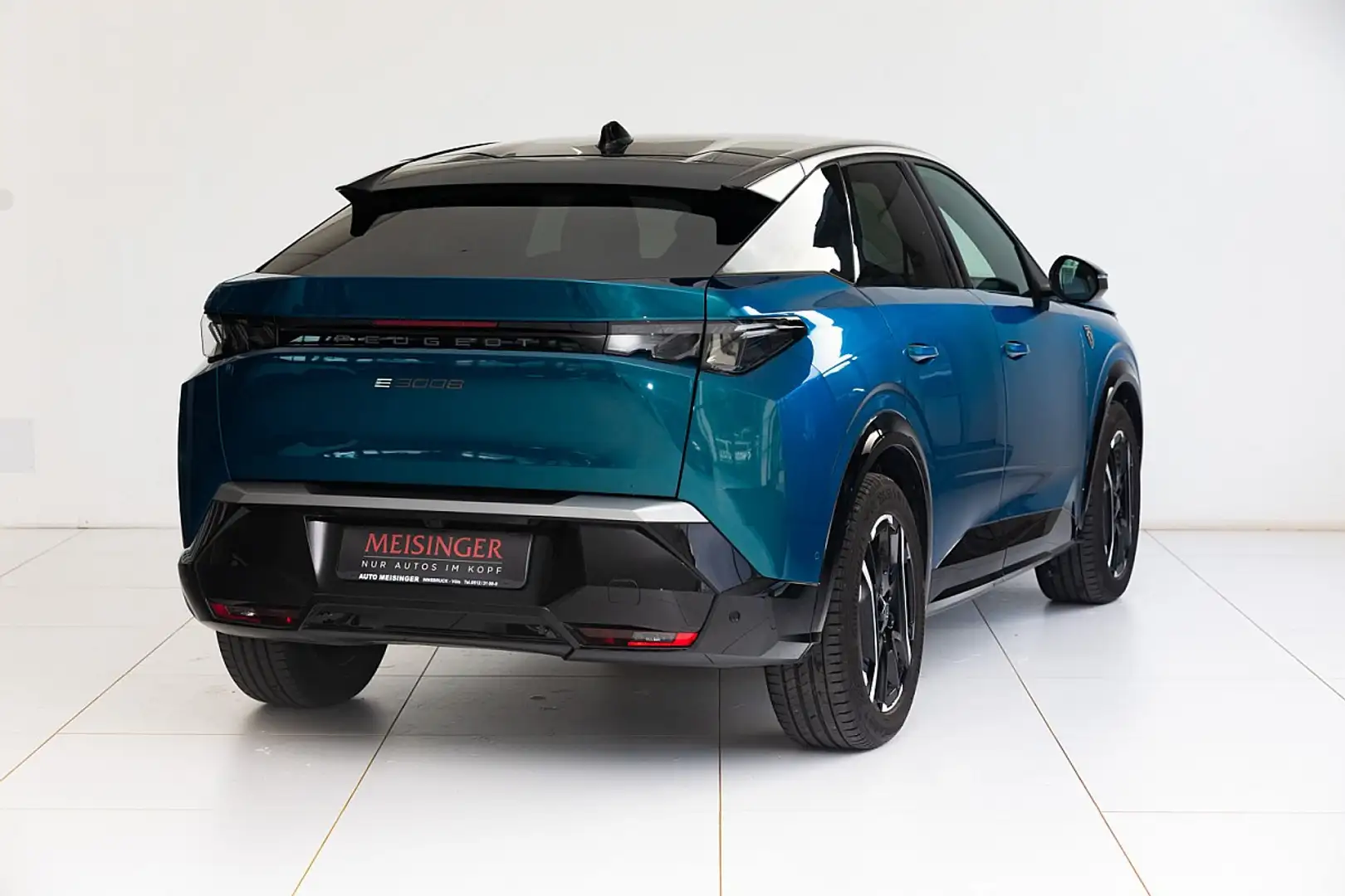 Peugeot 3008 Elektro 210 73kWh GT Blau - 2