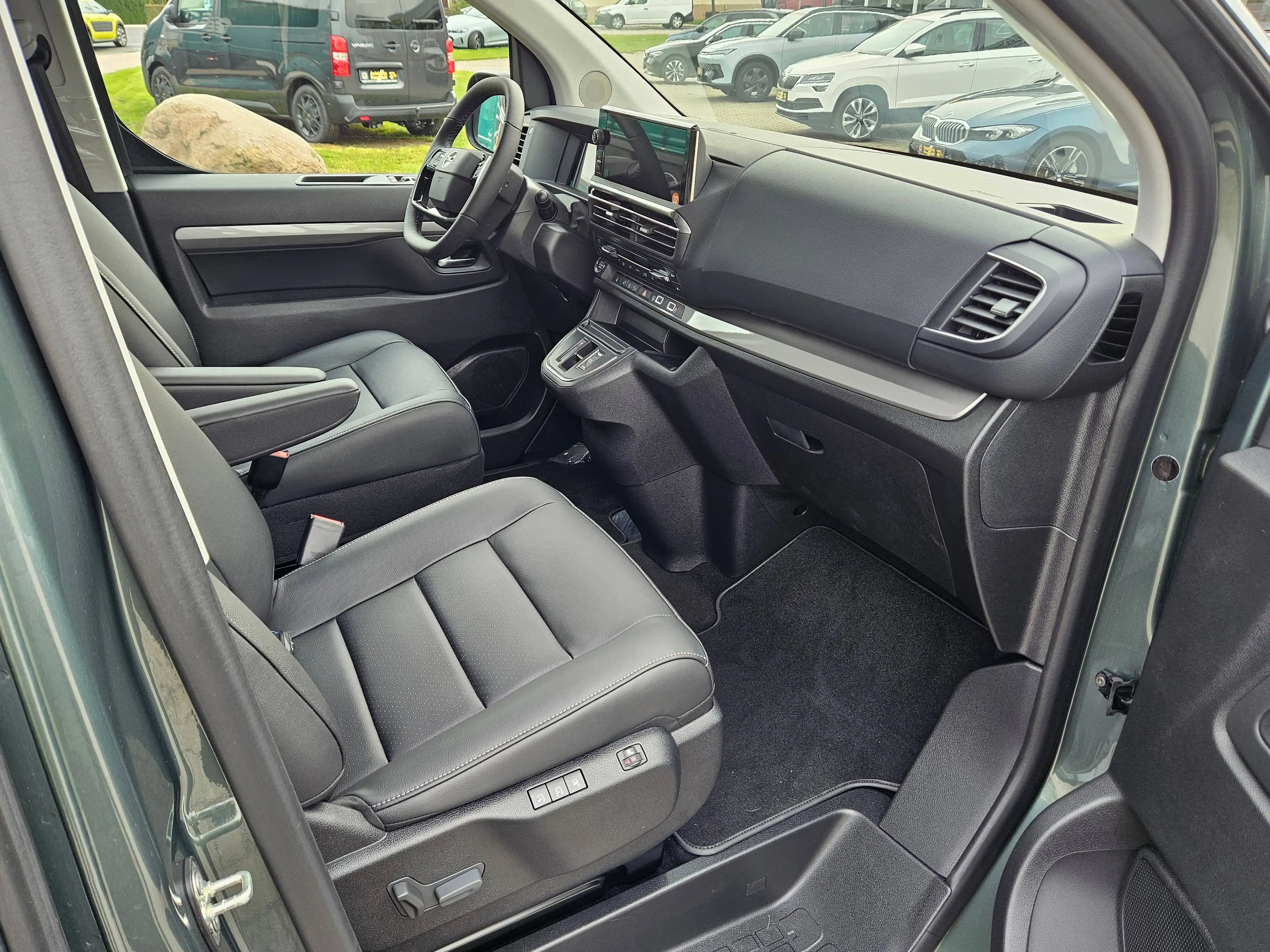 Opel Zafira Life GS LEDER AHK Standhzg. 6-Sitzer P-Dach Massage — photo 13