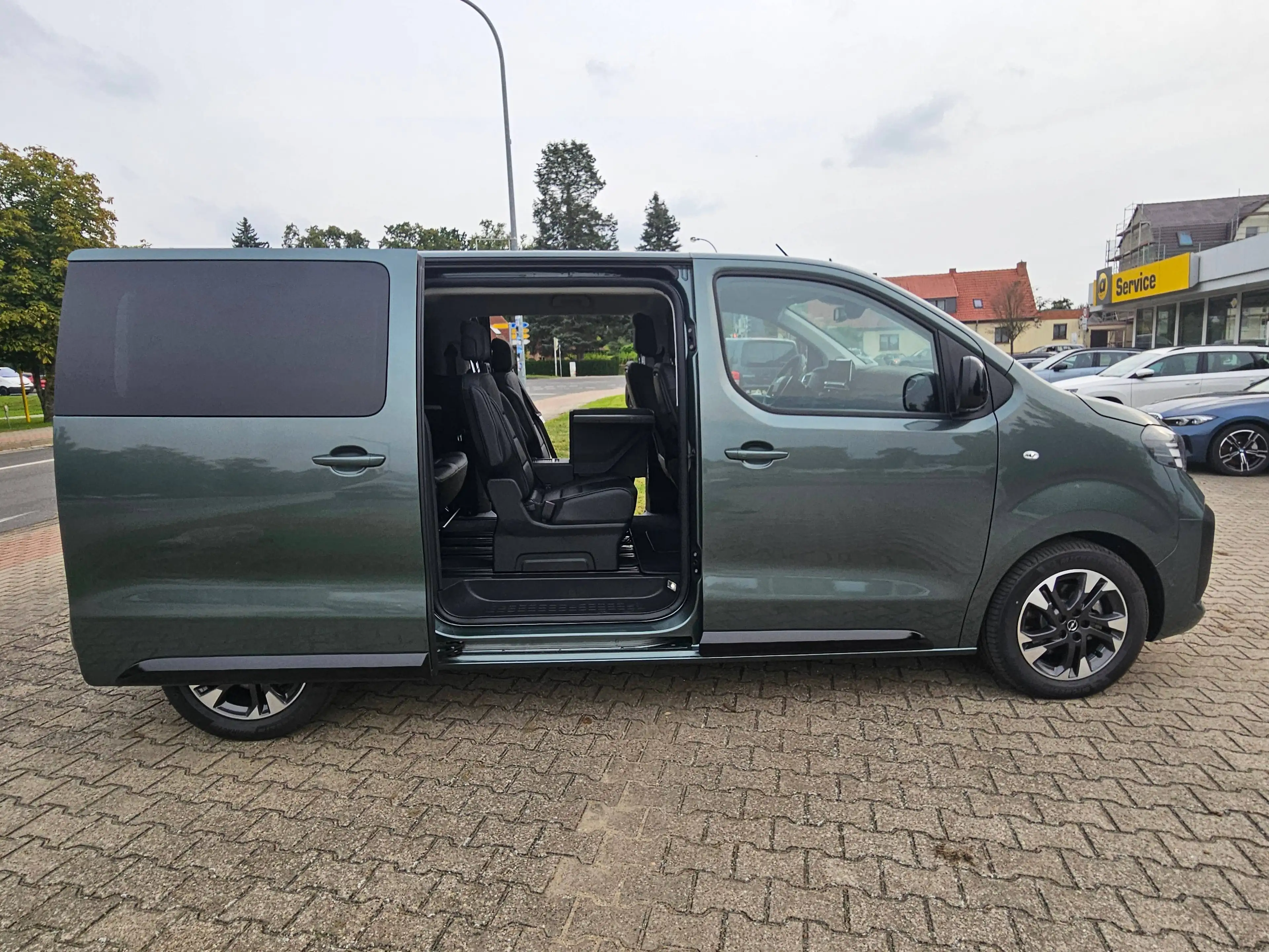 Opel Zafira Life GS LEDER AHK Standhzg. 6-Sitzer P-Dach Massage — photo 6