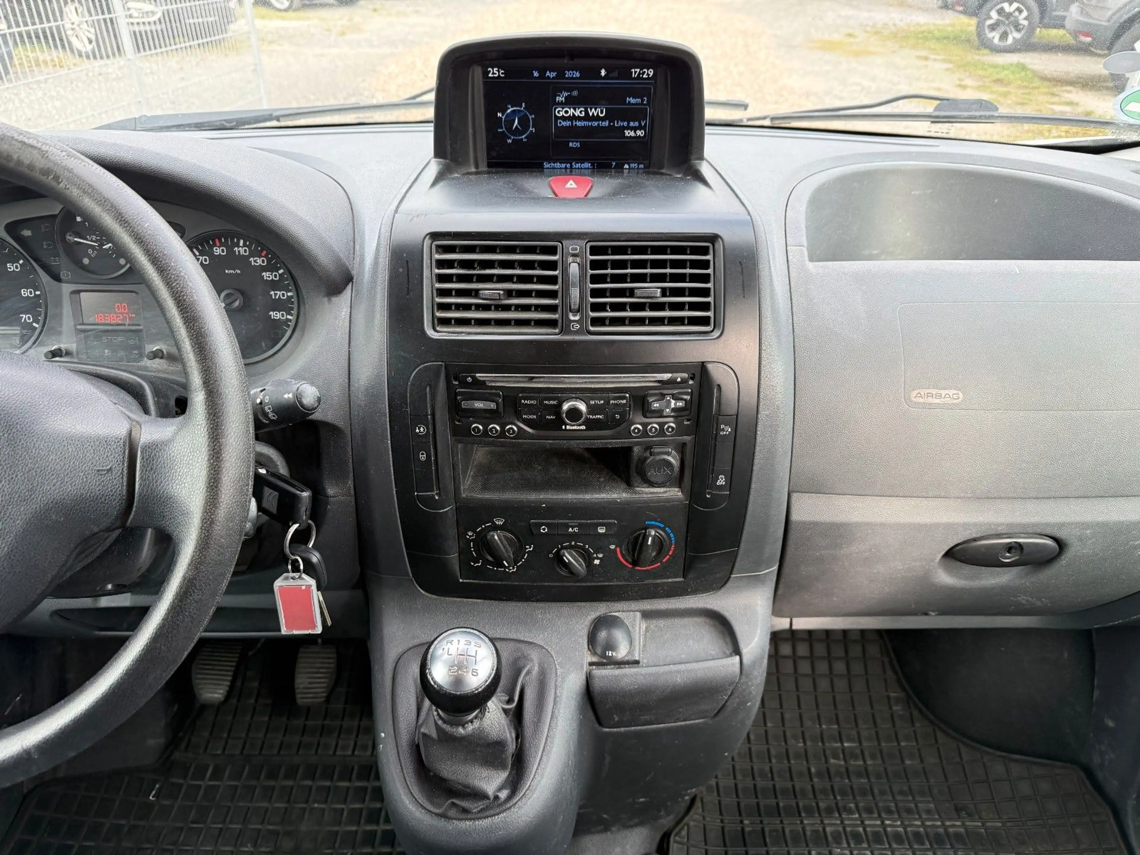 Citroen Jumpy 2.0 HDi 9-SITZE Navi Klima AHK PDC EU5 Tüv — photo 15
