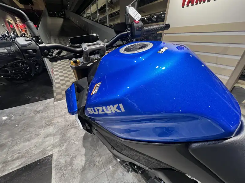 Suzuki GSX-S 1000 - foto 6