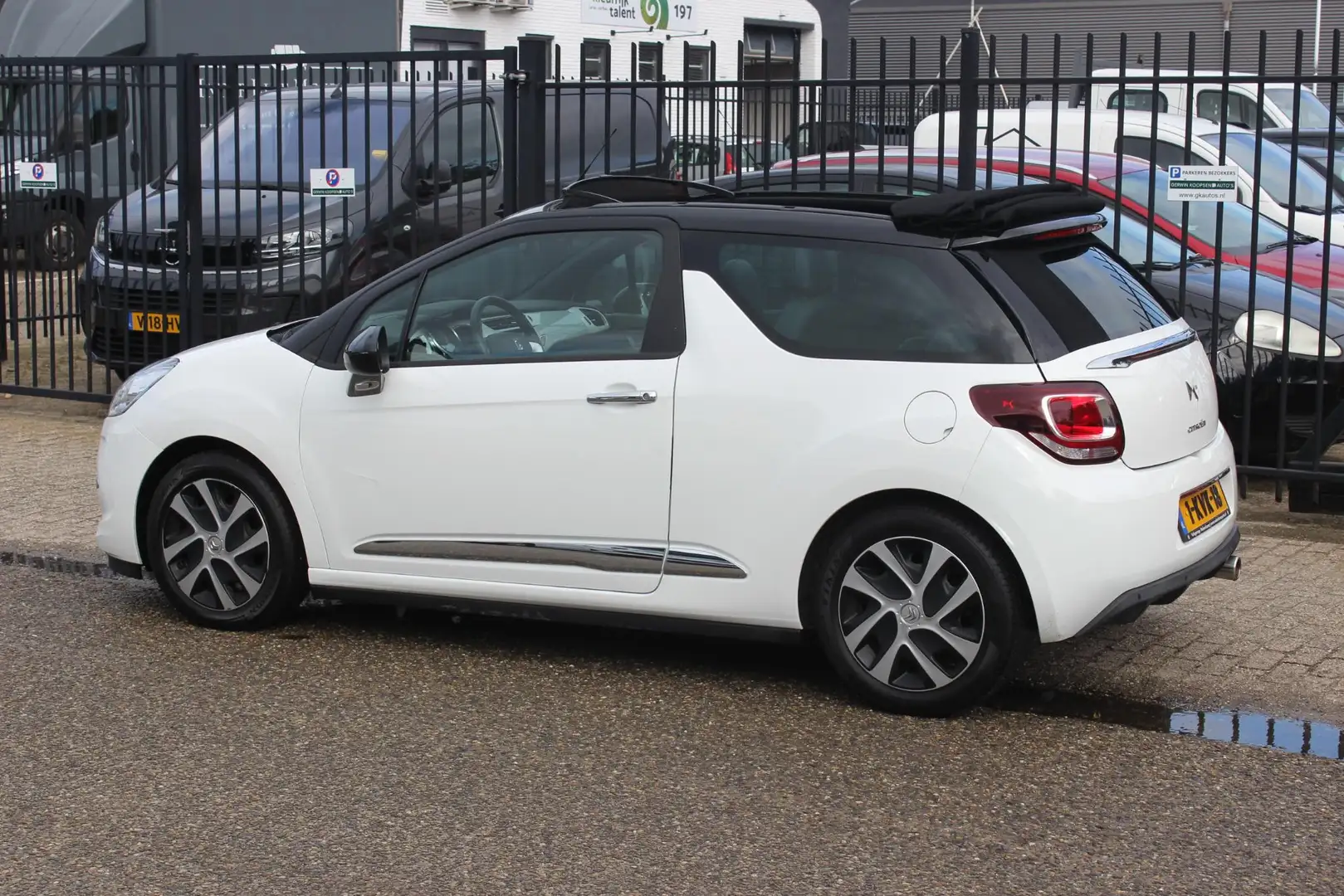 Citroen DS3 Cabrio 1.2 VTi Chic Blanc - 2