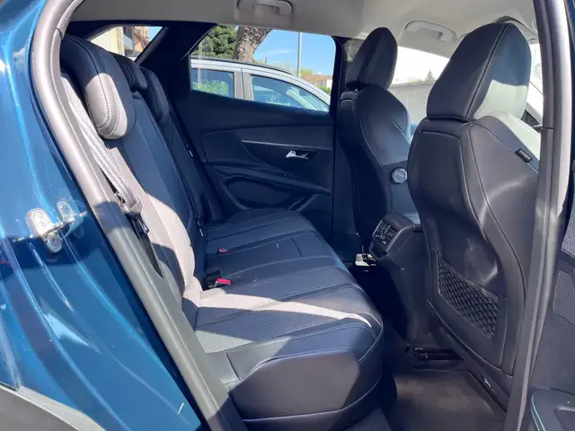 Peugeot 3008 view 10