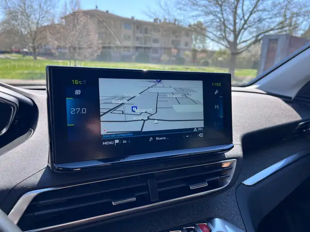 Peugeot 3008 view 14