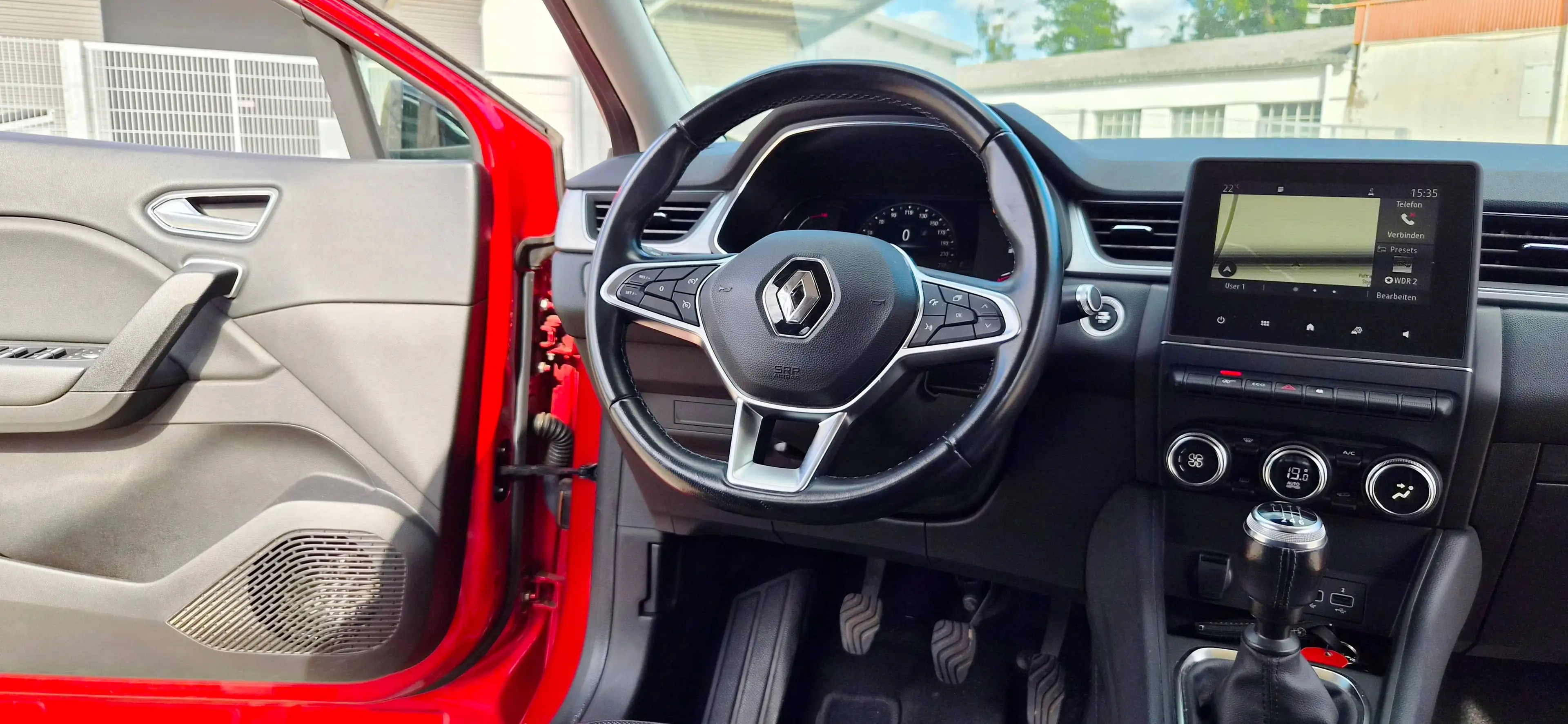 Renault Captur Intens/Teilleder/ParkDistanc/Klima/Navi/1Hand/Face Lift/Finanzierung ab 6,99%/Tüv+Wartung Neu/ — photo 19