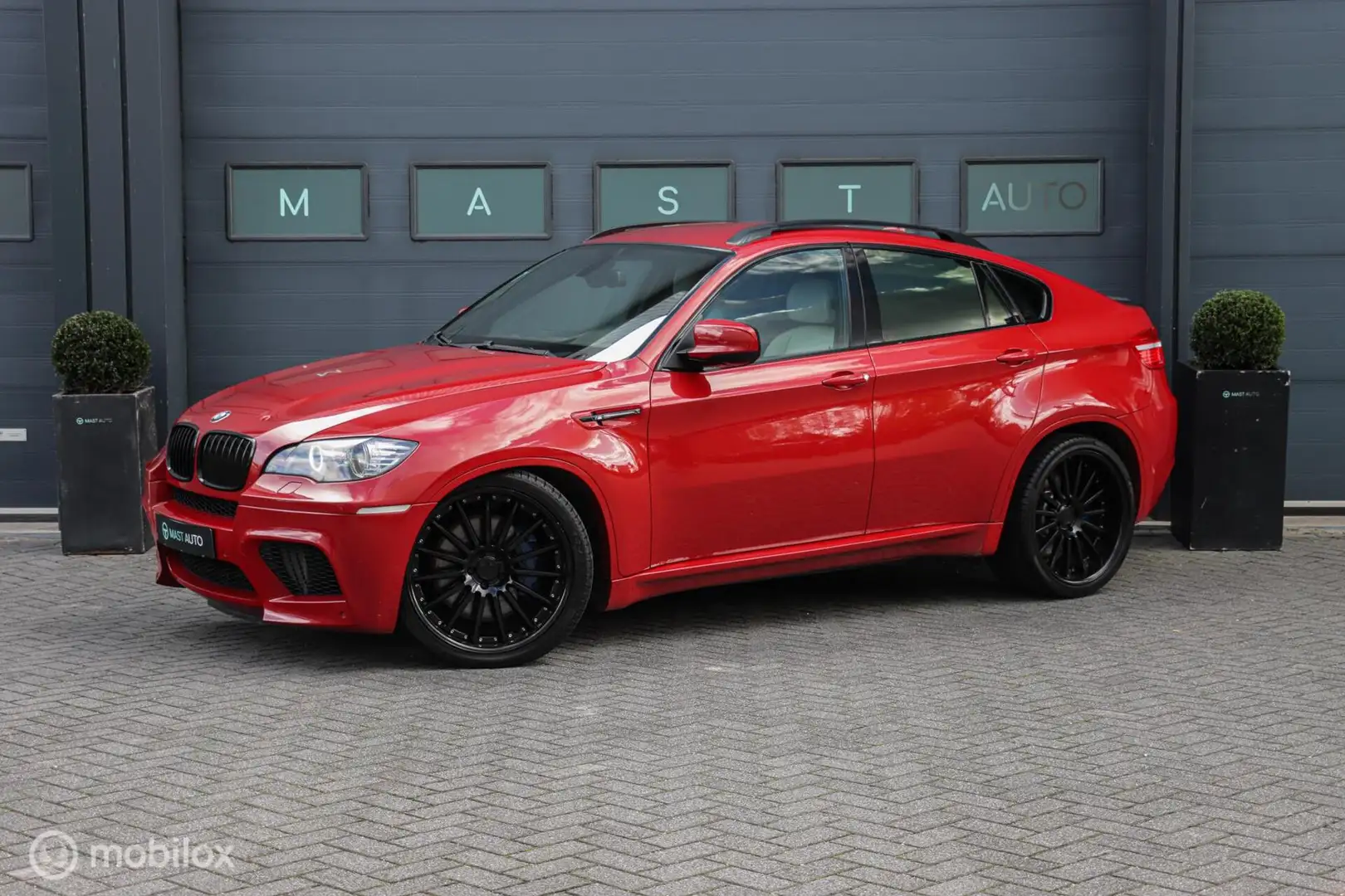 BMW X6 M 4.4i|HUD|Leder|Stoelverwarming|Memory|Individual Rouge - 1