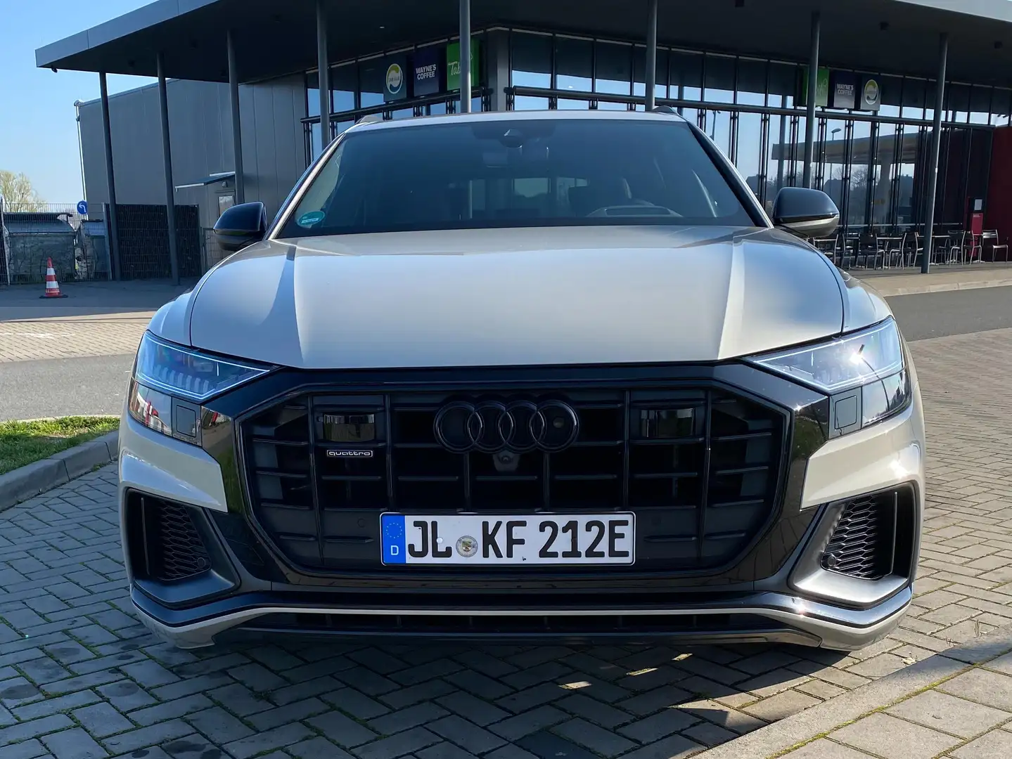 Audi Q8 Q8 55 TFSIe quattro tiptronic Beige - 2