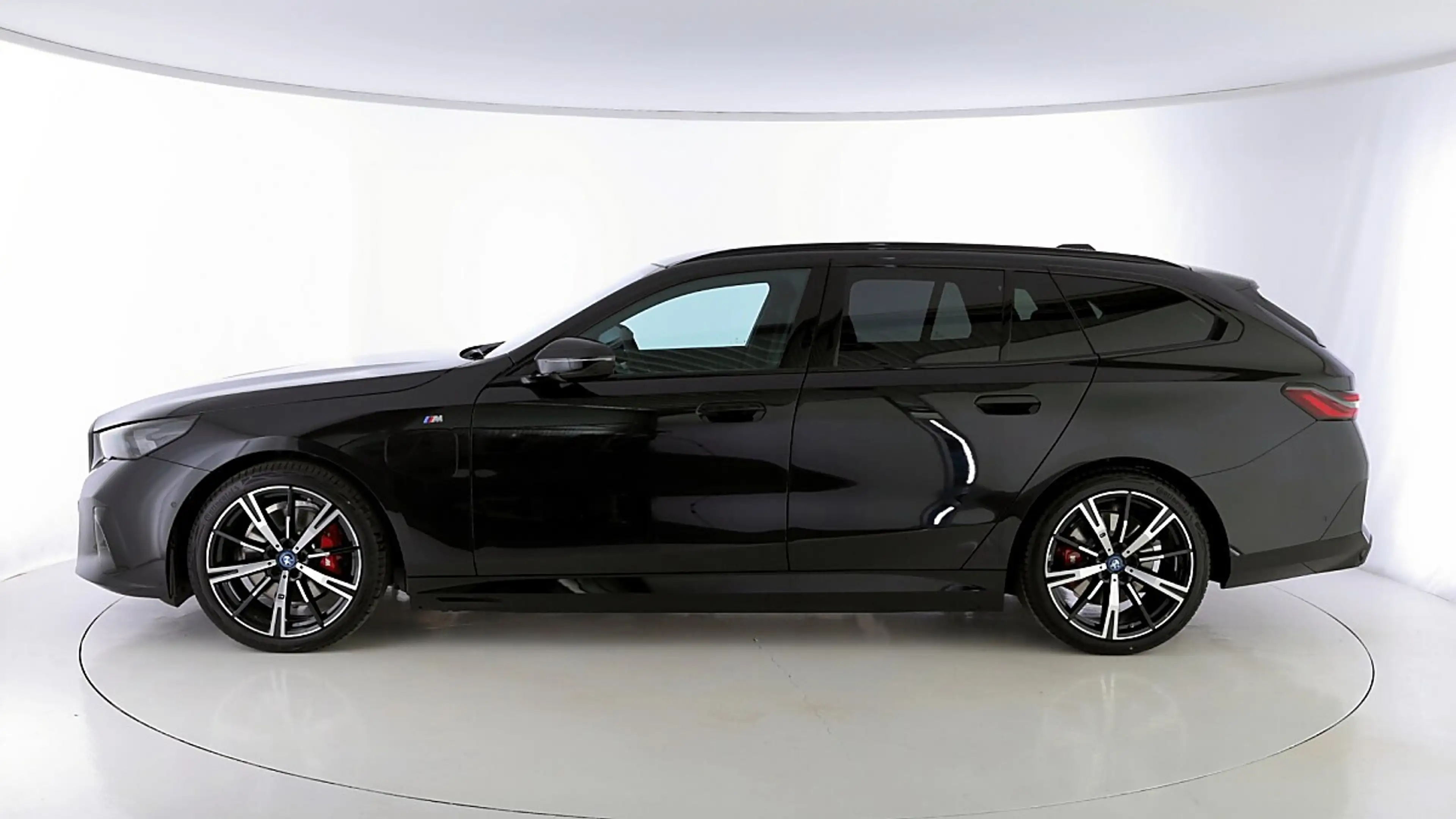 BMW 530 e Touring PHEV xDrive Aut. — photo 2