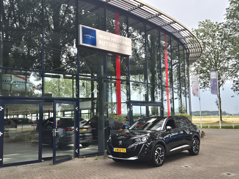 Peugeot e-2008 EV Allure 50 kWh | SOH 88,06% | Navigatie | Apple — photo 3