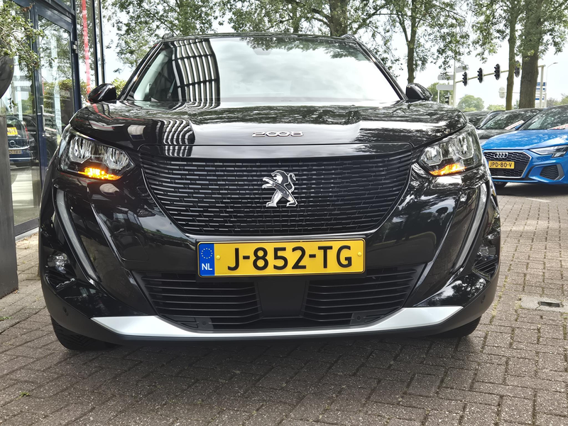 Peugeot e-2008 EV Allure 50 kWh | SOH 88,06% | Navigatie | Apple — photo 7