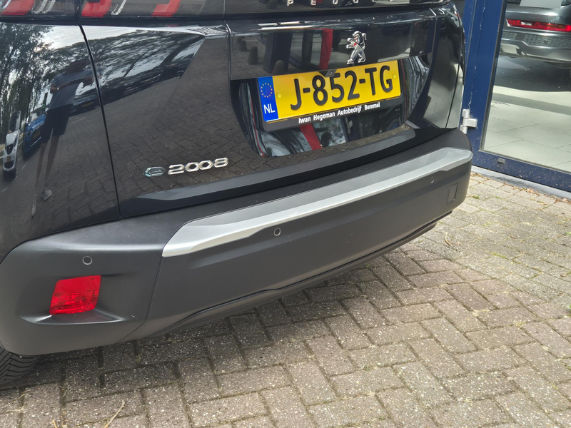 Peugeot e-2008 EV Allure 50 kWh | SOH 88,06% | Navigatie | Apple — photo 9