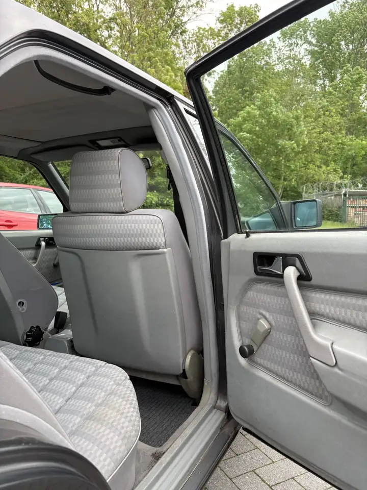 Mercedes-Benz 190 E, foto 11