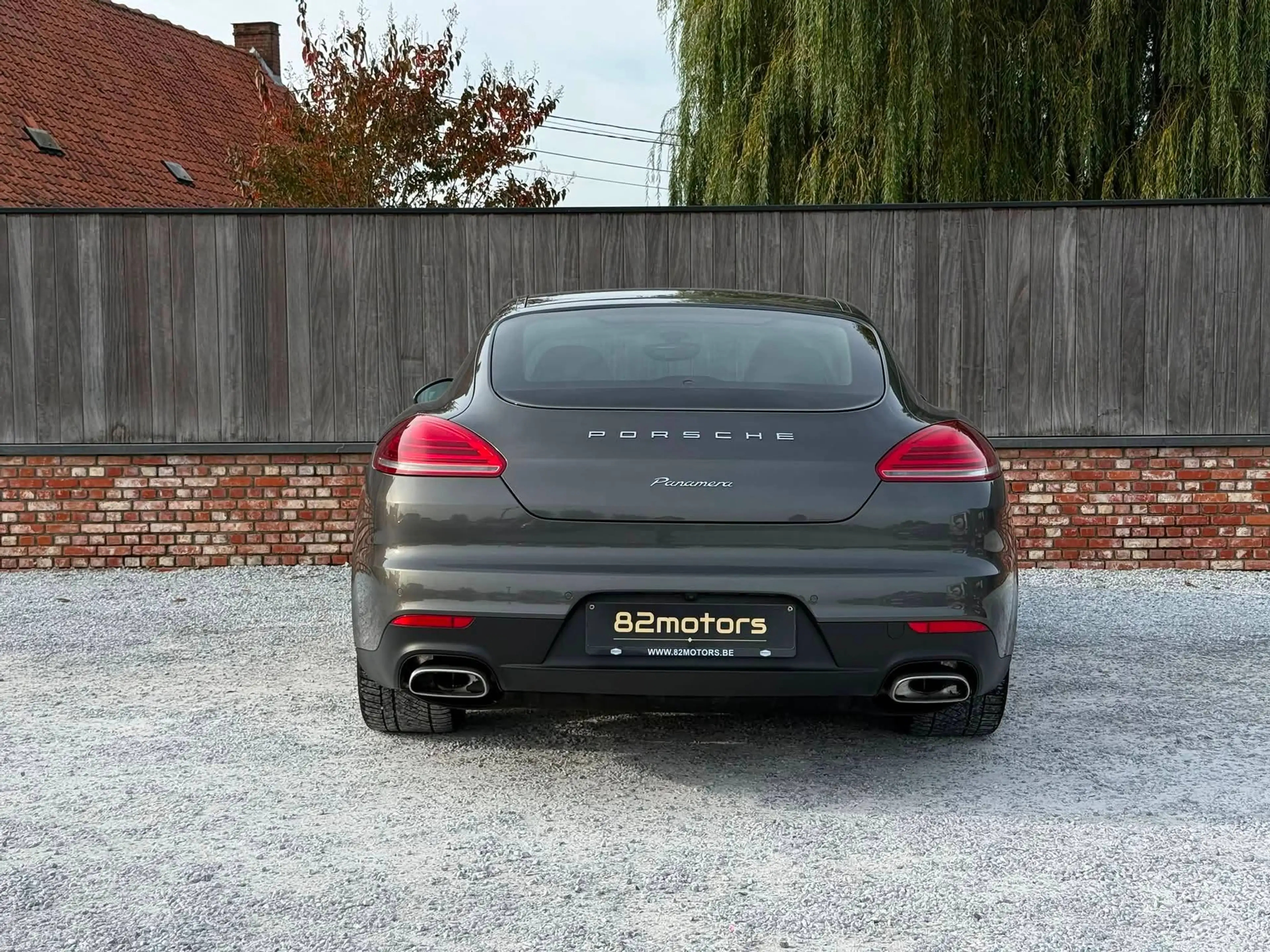 Porsche Panamera diesel/edition/1st owner/xenon/camera/leder/cruise/bluetooth/129000km — photo 4