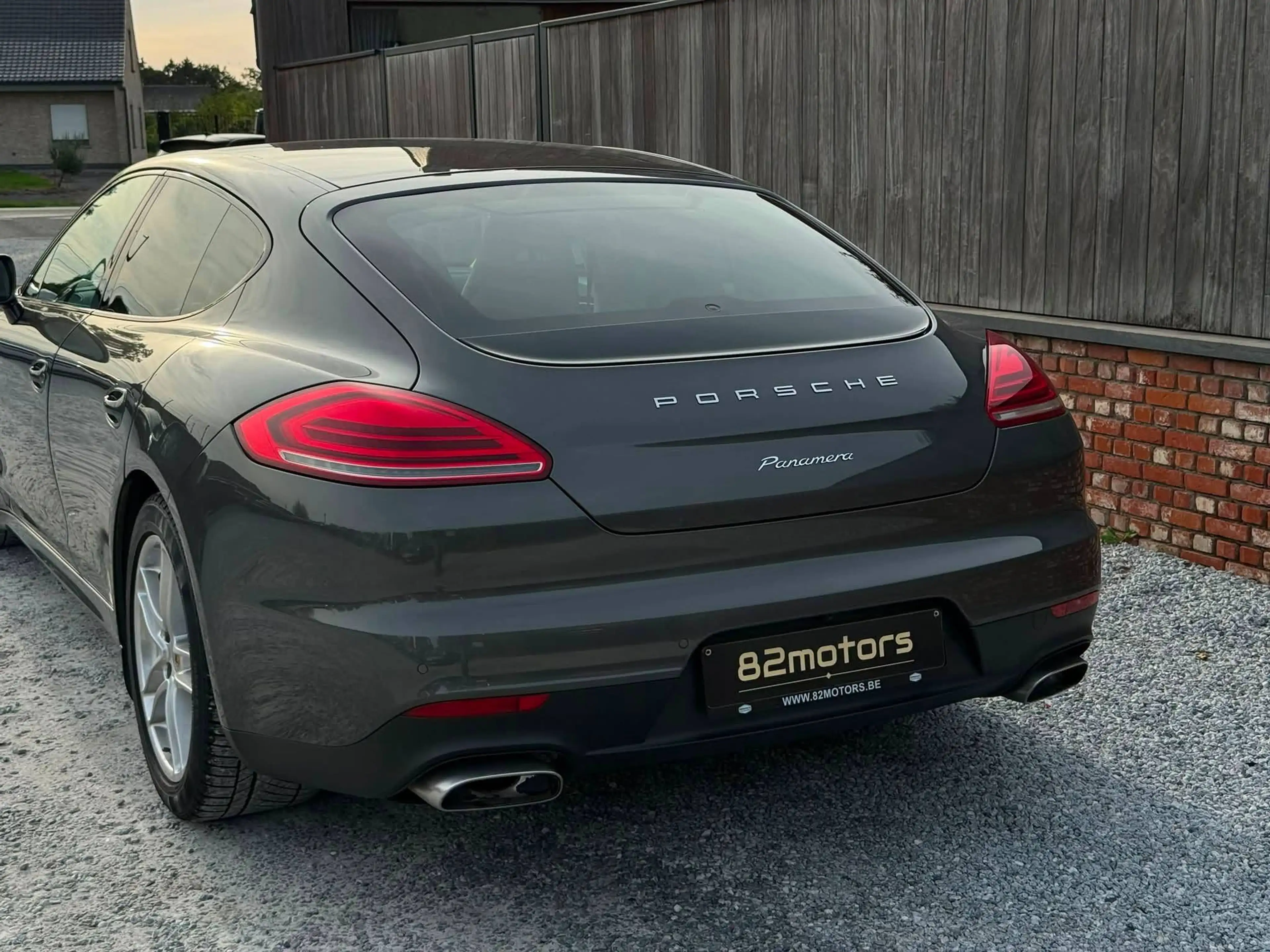 Porsche Panamera diesel/edition/1st owner/xenon/camera/leder/cruise/bluetooth/129000km — photo 9