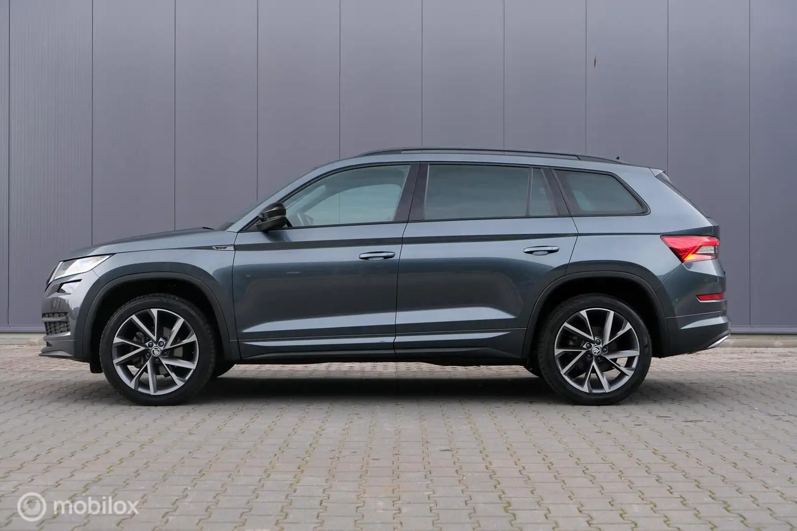 Skoda Kodiaq 1.5 TSI Sportline Business 7p.| Trekhaak | Camera Grijs - 2