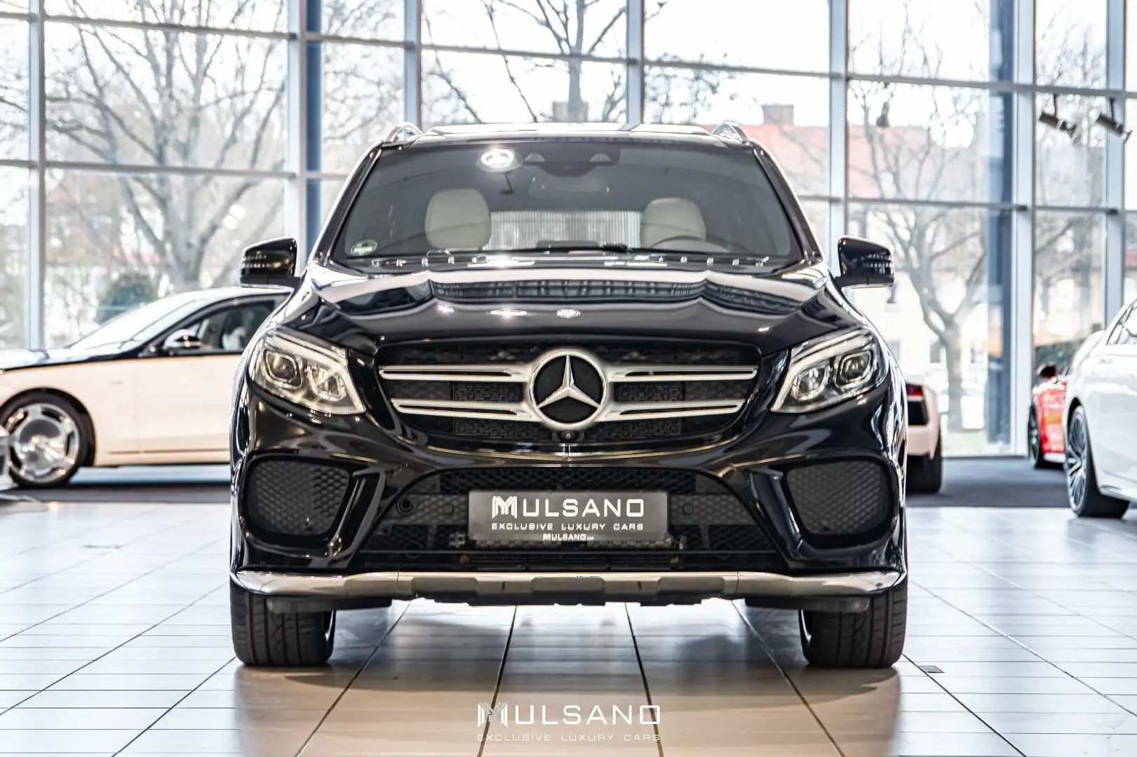 Mercedes-Benz GLE 500 4Matic DESIGNO PANO KAMERA DAB AMG LINE Siyah - 2