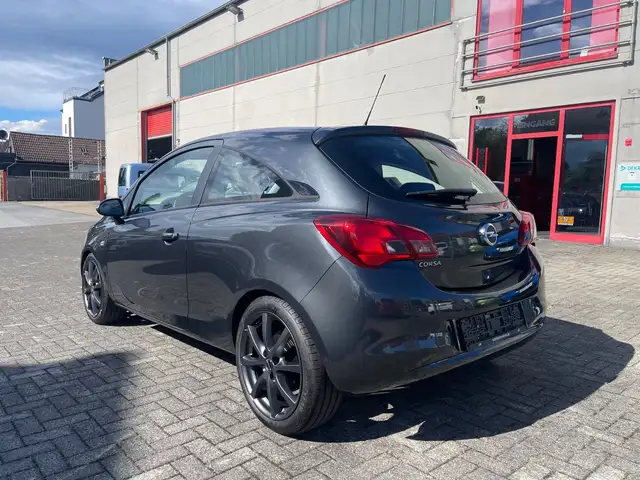 Opel Corsa view 4