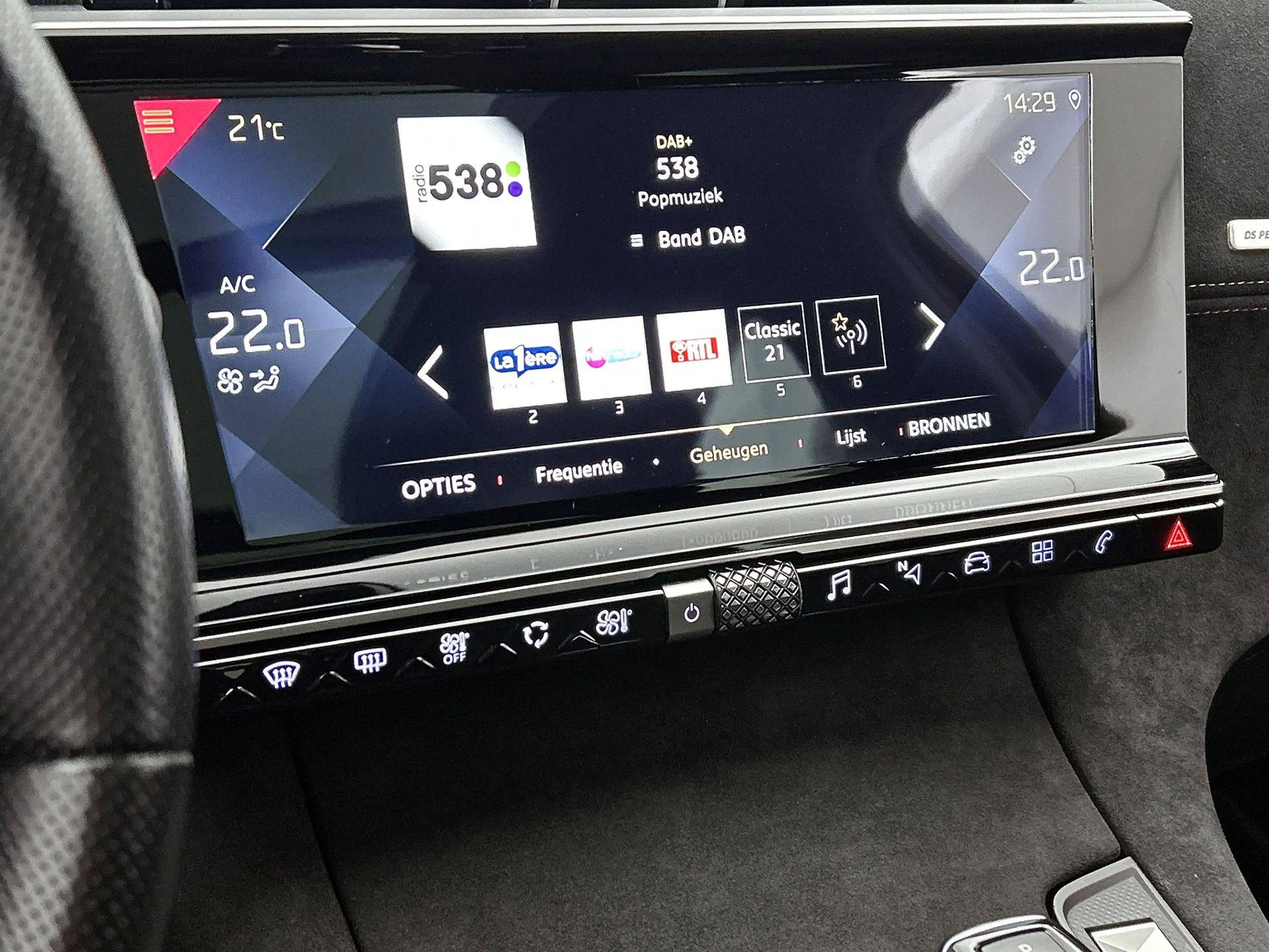 DS Automobiles DS 7 Crossback 1.2 PureTech Performance Line | Navigatie | Camera — photo 7