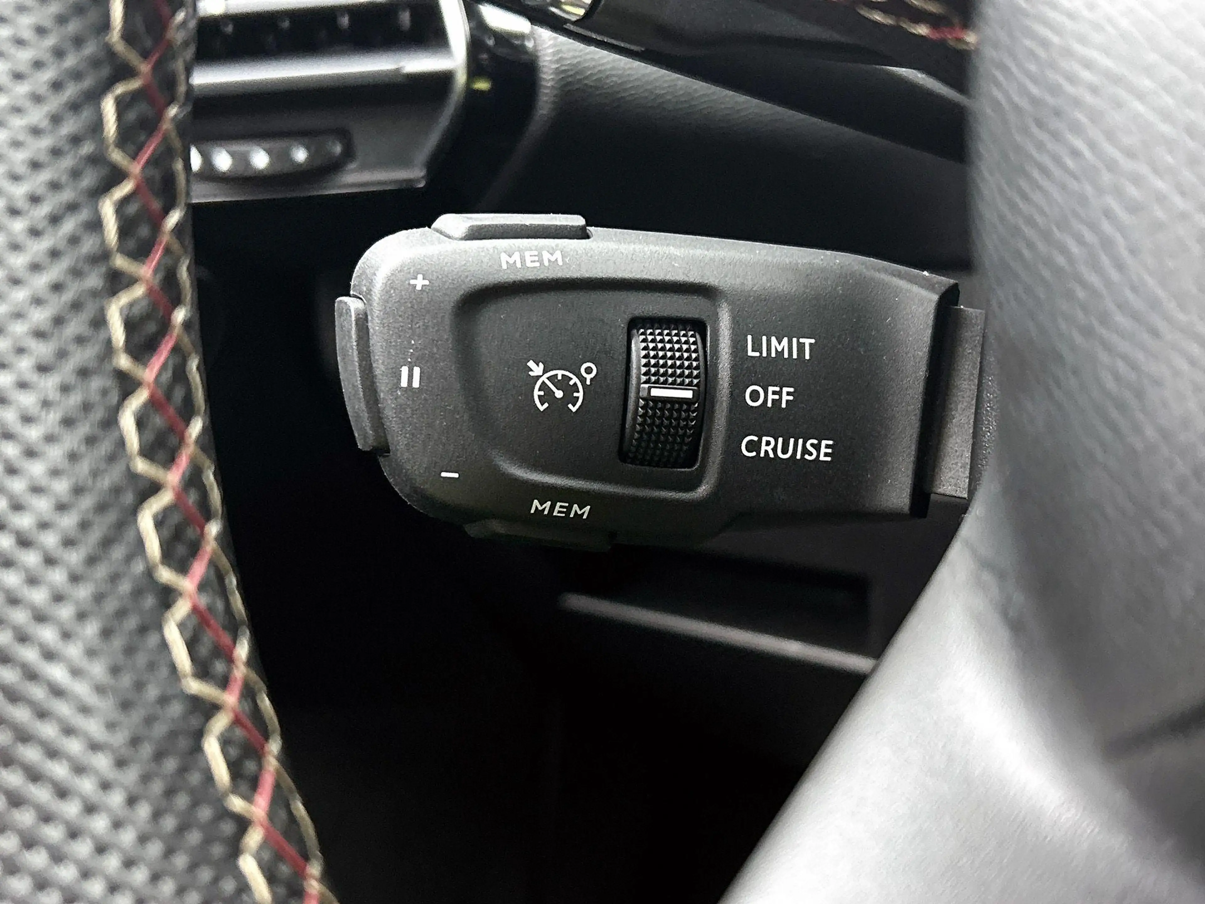 DS Automobiles DS 7 Crossback 1.2 PureTech Performance Line | Navigatie | Camera — photo 6