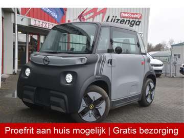Brommobiel Base 1e eig | BTW auto