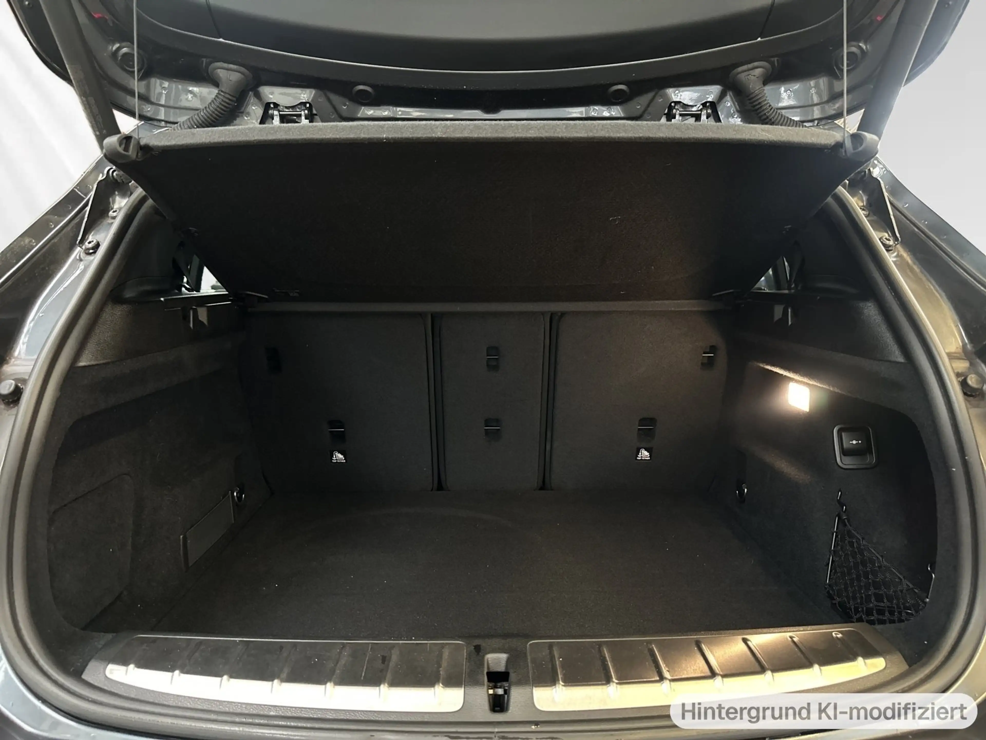 BMW X2 sDrive18d Aut.|M Sport|19"|Sportsitz|Navi|PDC — photo 15