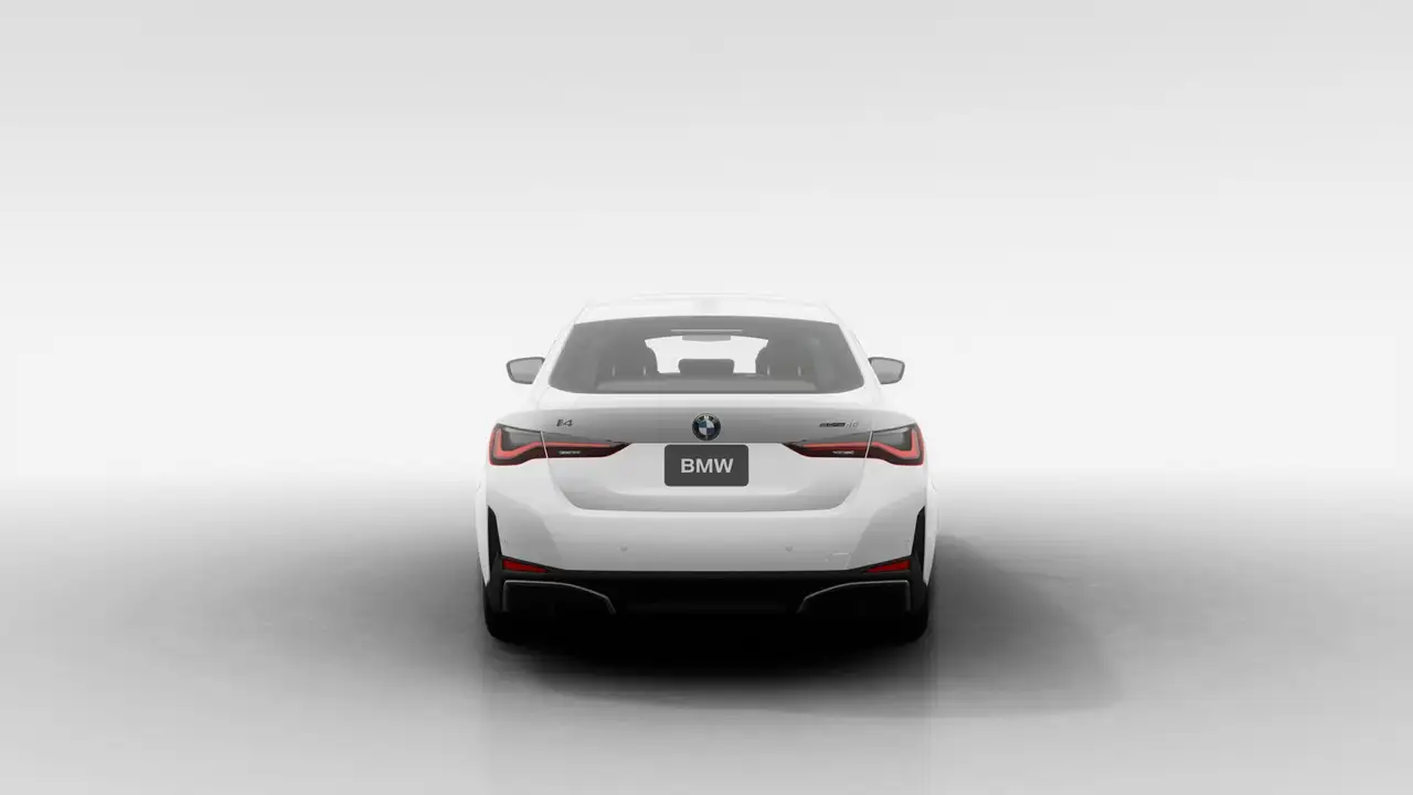 BMW i4 снимка BMW i4