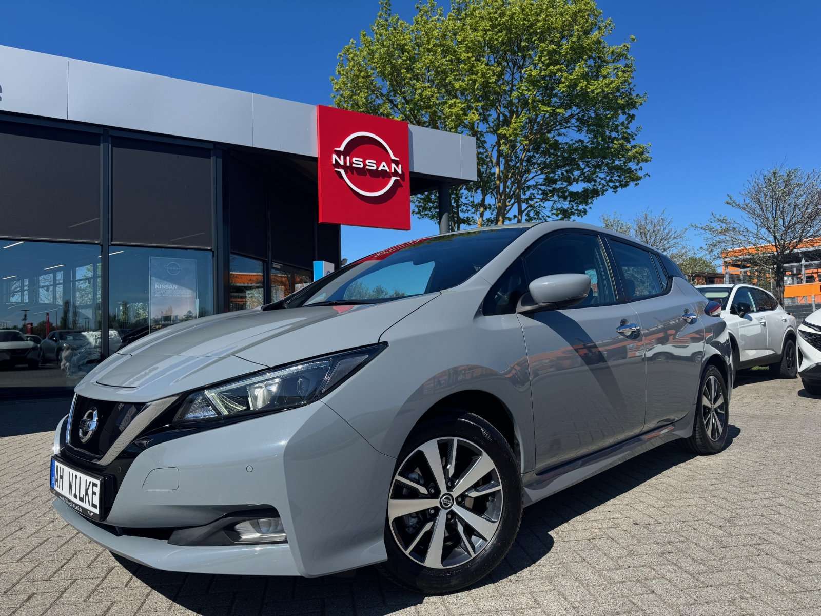 Second hand Nissan Leaf 