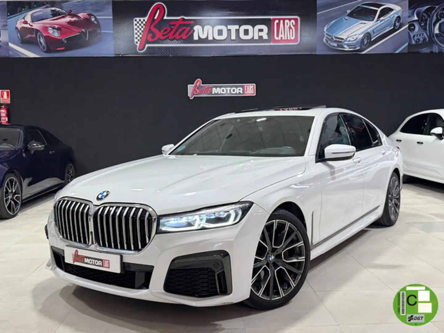 BMW 730 730dA xDrive Bílá - 2