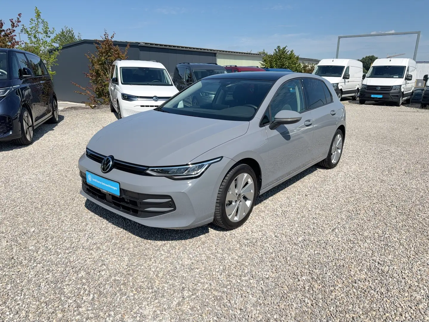 Volkswagen Golf Life TSi incl. Winterräder 8x Fach bereift Grau - 2