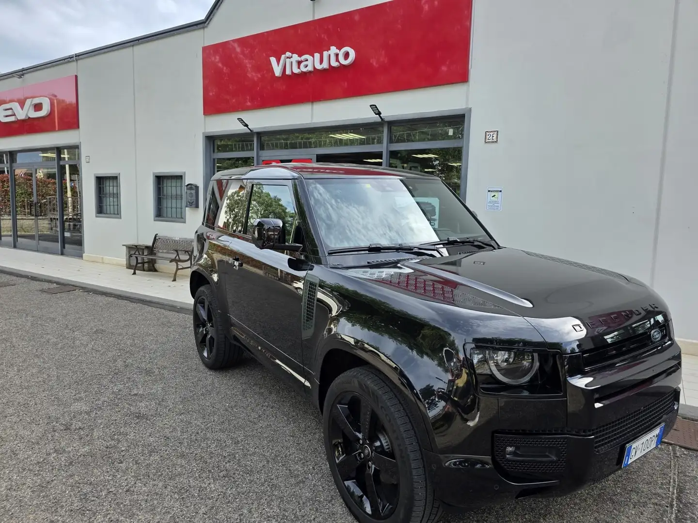 Land Rover Defender Defender 90 3.0d Sw11 mhev X-Dynamic SE awd 200cv Zwart - 2