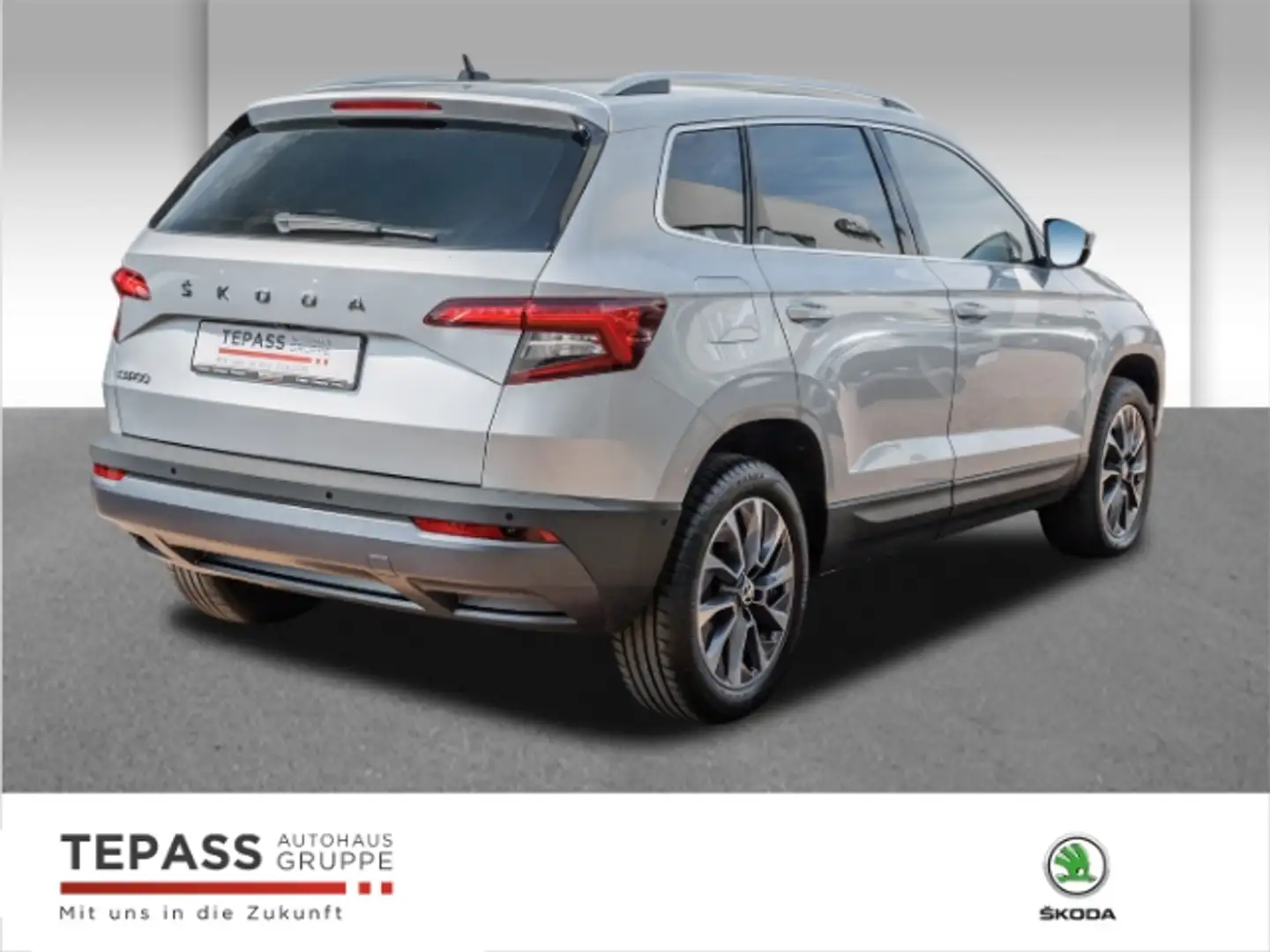 Skoda Karoq 1.5l TSI Drive 125 NAVI LED PDC SHZ ACC Silver - 2