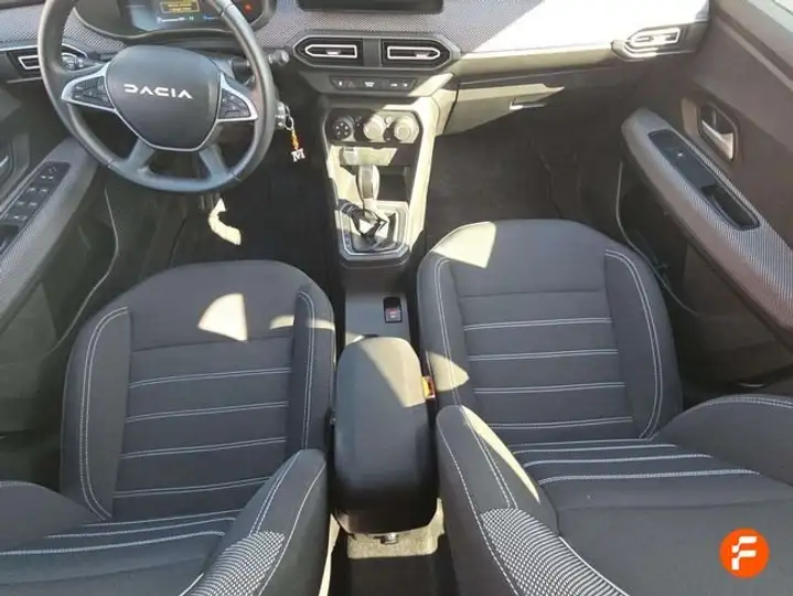 Dacia Jogger 2025, foto 25