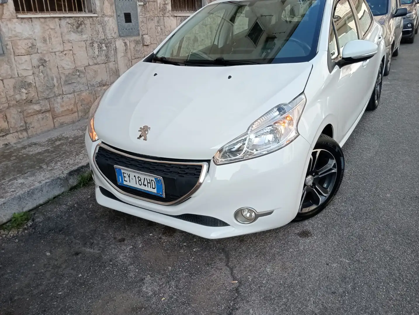 Peugeot 208 1.0. benzina 2015 - 1