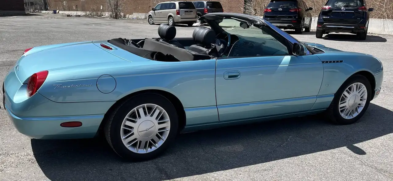 Ford Thunderbird снимка Ford Thunderbird