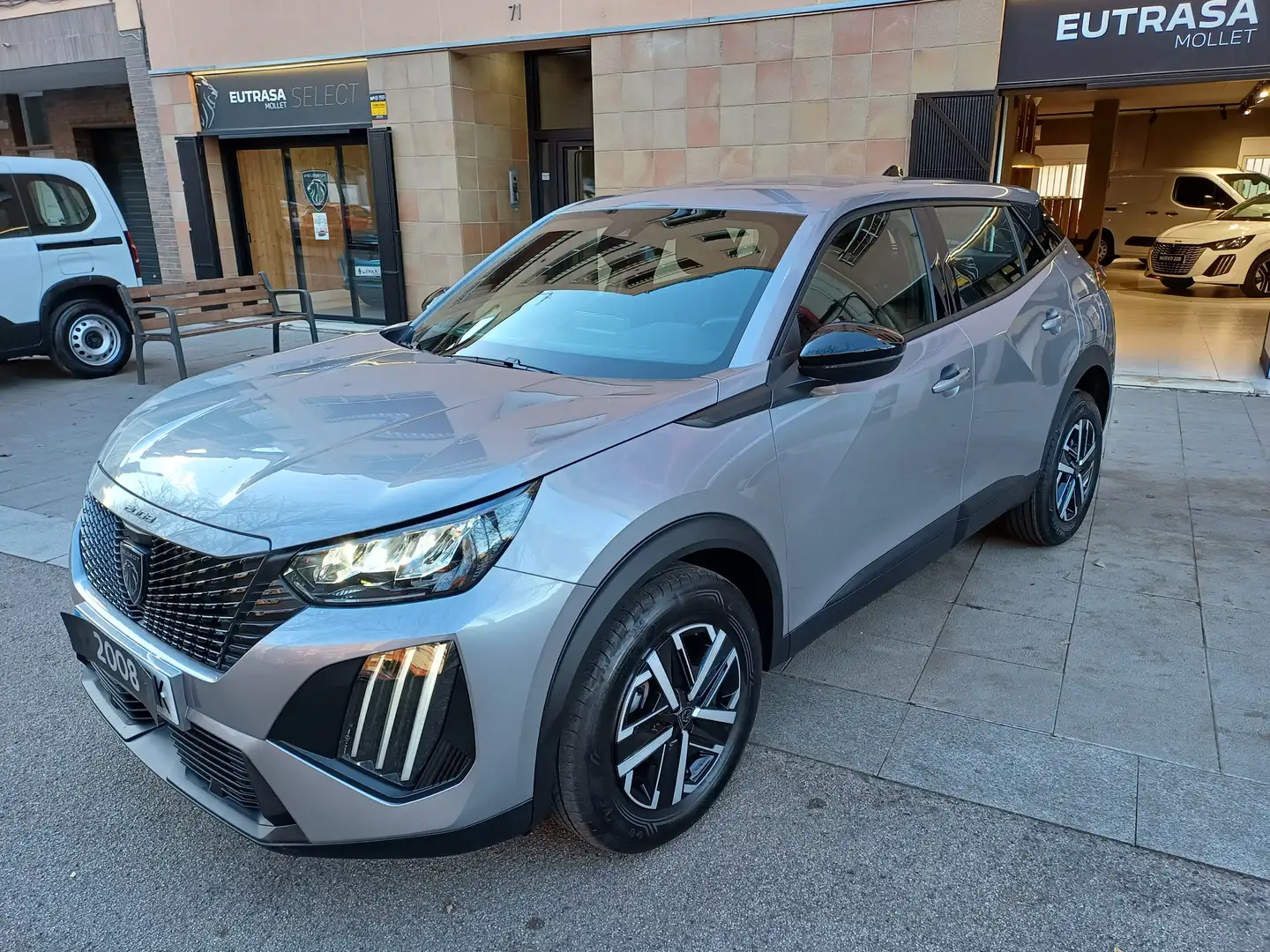 Peugeot 2008 1.2 PureTech S&S Active 100 - 1