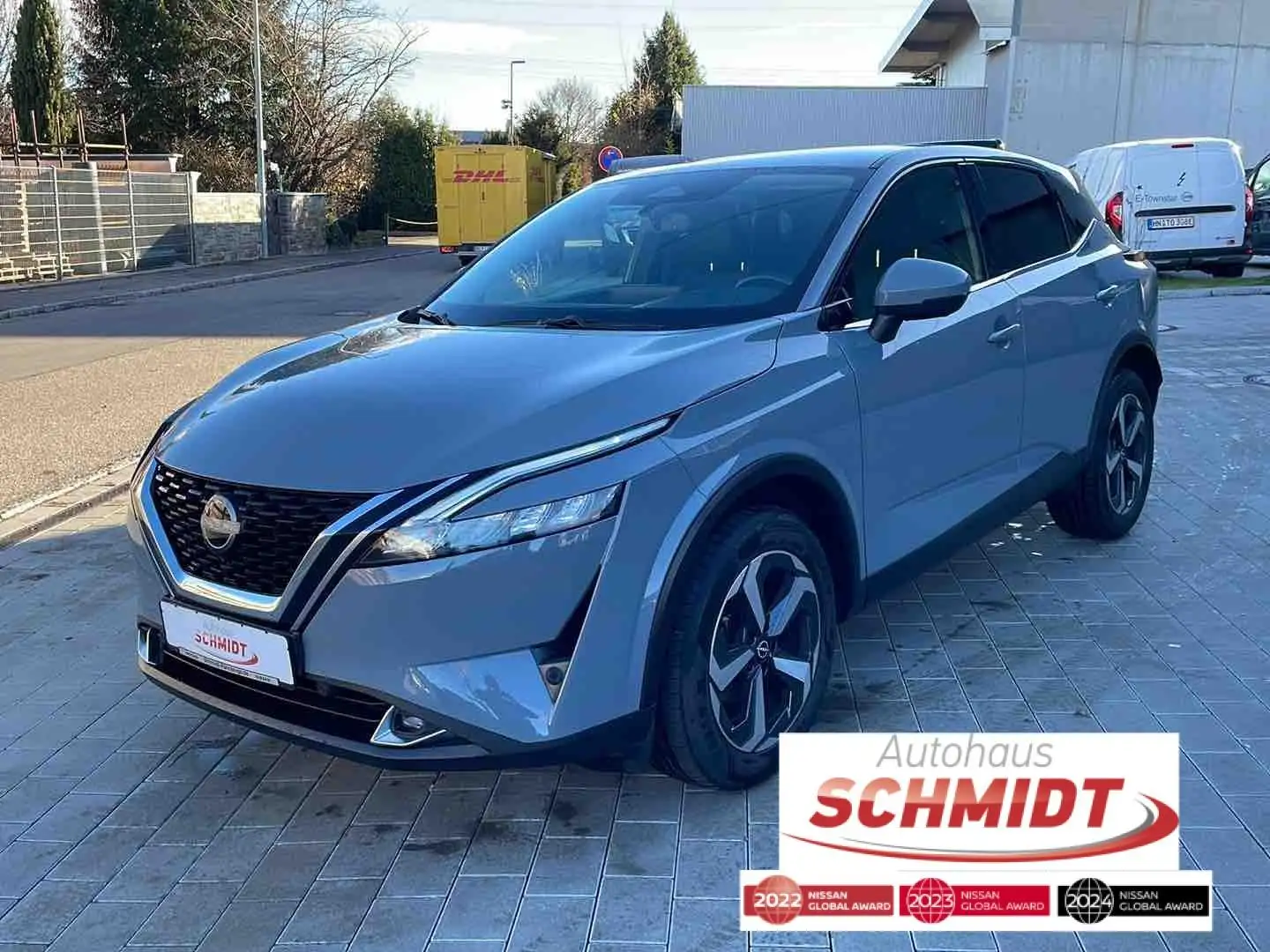 Nissan Qashqai 1.3 DIG-T N-Connecta Winter/Business Grau - 1