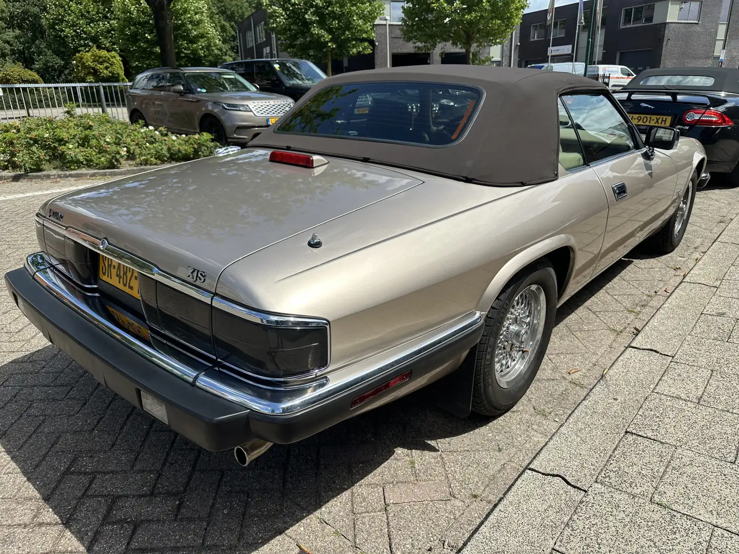Jaguar XJS 4.0 Convertible Beige - 2