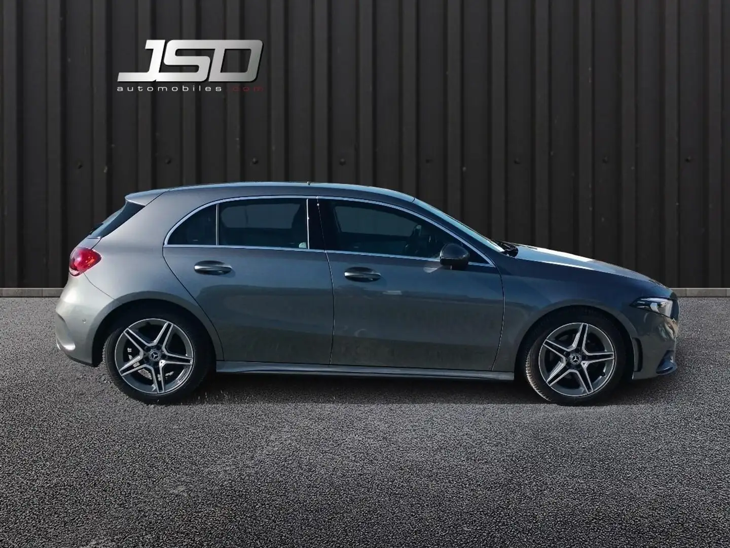 Mercedes-Benz CL Classe A 180 d 7G-DCT AMG Line Gris - 2