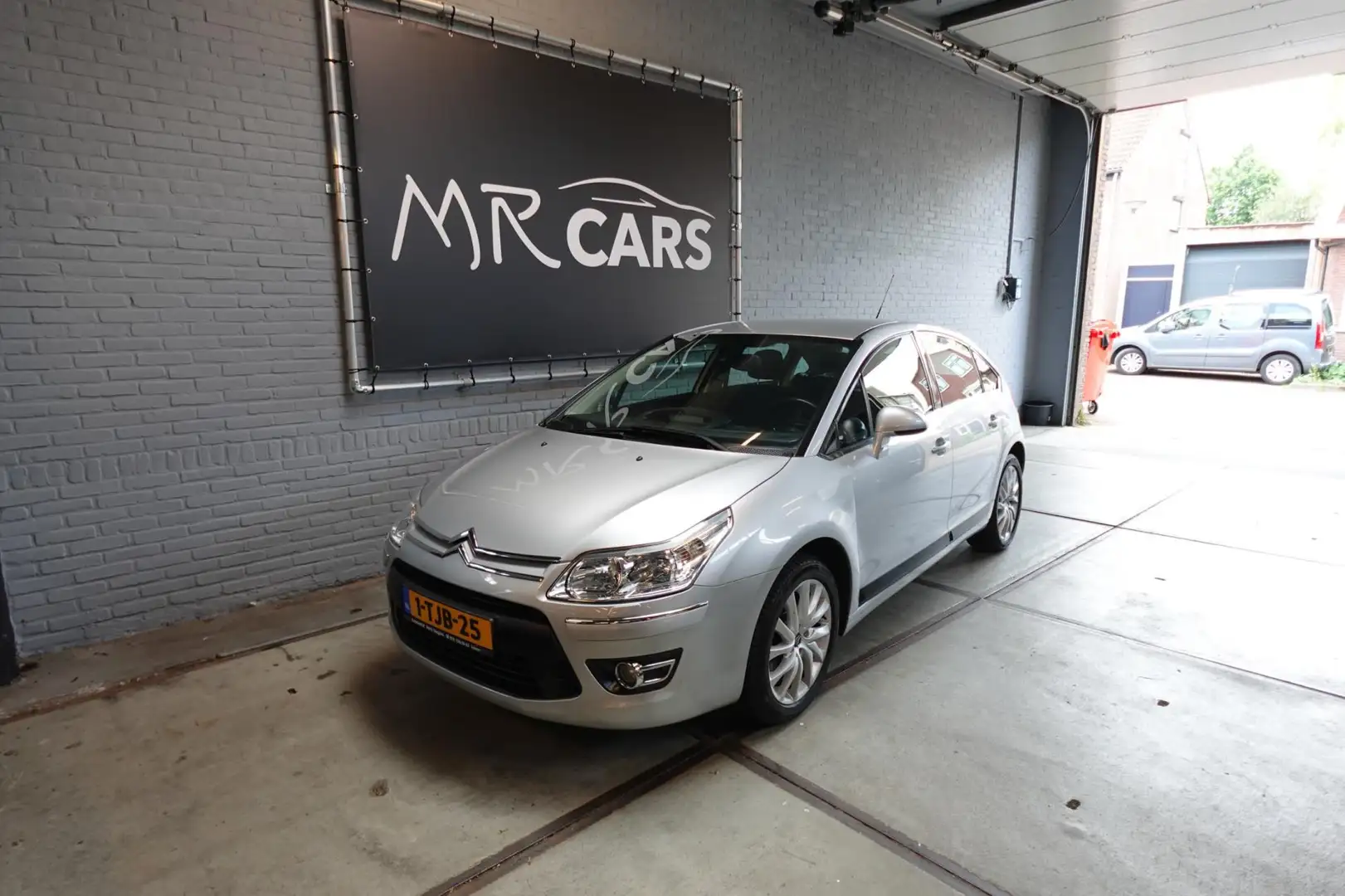 Citroen C4 1.6 THP Exclusive Automaat/Climate Control/Cruise Gris - 2