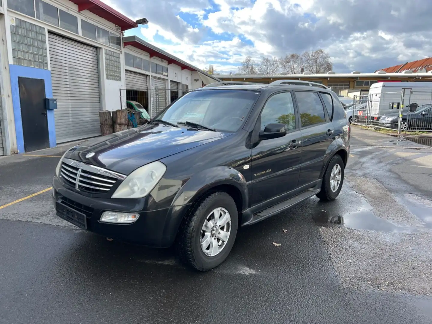 SsangYong Rexton 270 Xdi s LEDER  Klima Standheizung 4x4 Noir - 2