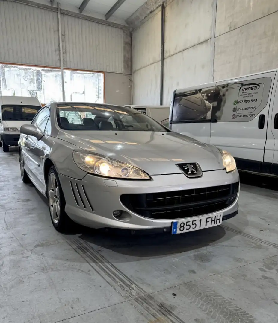 Peugeot 407 Coupé 2.7HDI Aut. Gris - 2