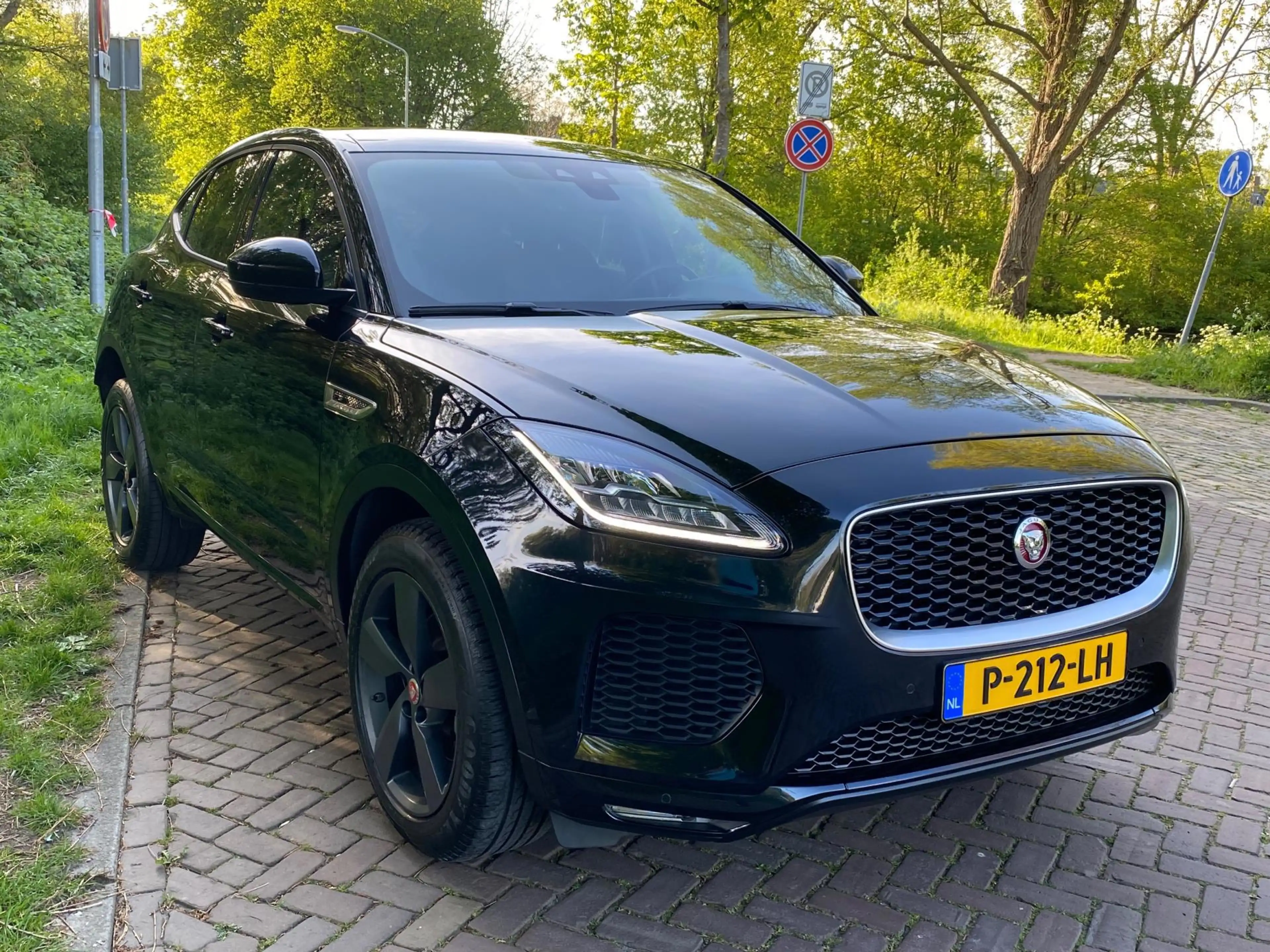 Jaguar E-Pace 2.0 D180 AWD HSE 1 Eig. b.j. 12-2019 R-Dynamic,400 — photo 6