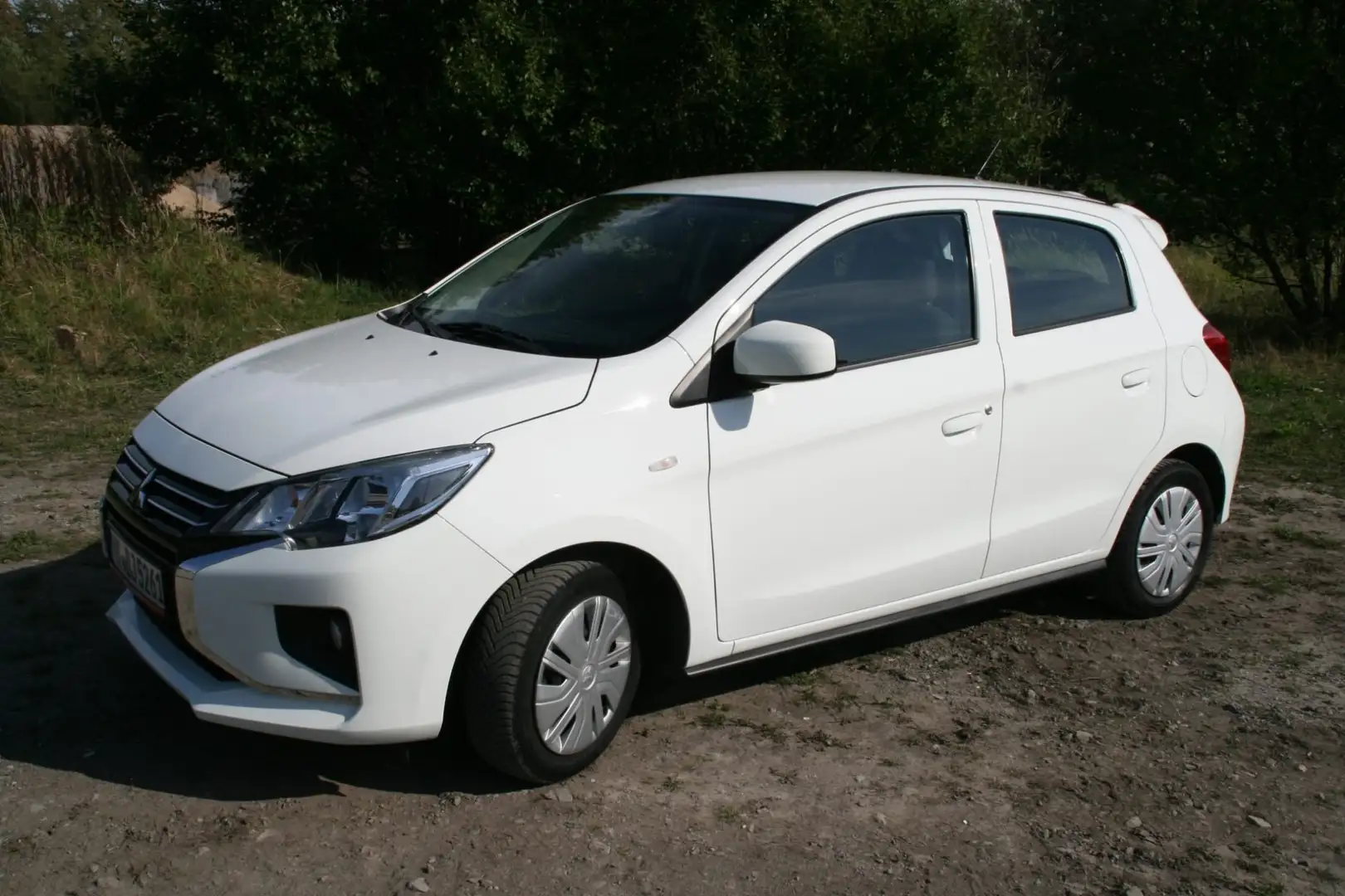 Mitsubishi Space Star 1.2 Select Weiß - 2